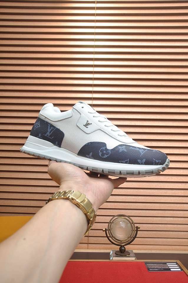 Louis Vuitton LOUIS VUITTON Sneakers Colorway 2 1133380-2
