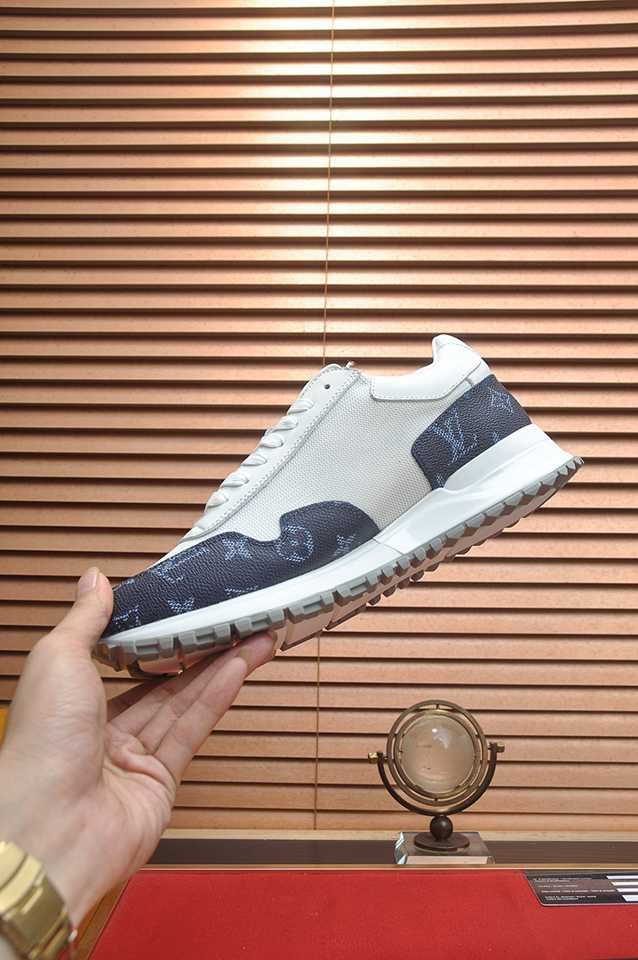 Louis Vuitton LOUIS VUITTON Sneakers Colorway 2 1133380-2