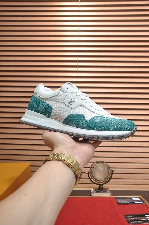 Louis Vuitton LOUIS VUITTON Sneakers Colorway 1 1133380-1
