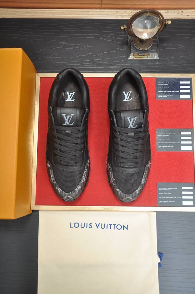 Louis Vuitton LOUIS VUITTON Sneakers 1133380