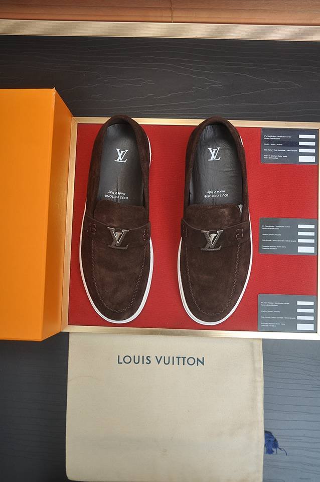 Louis Vuitton LV Sneakers Colorway 3 1133300-3