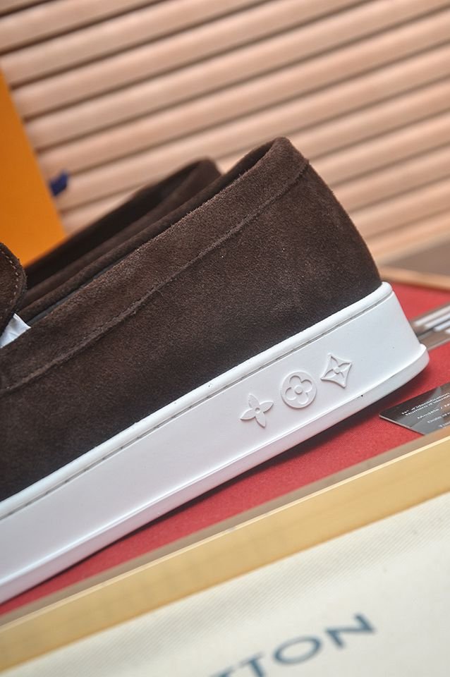 Louis Vuitton LV Sneakers Colorway 3 1133300-3
