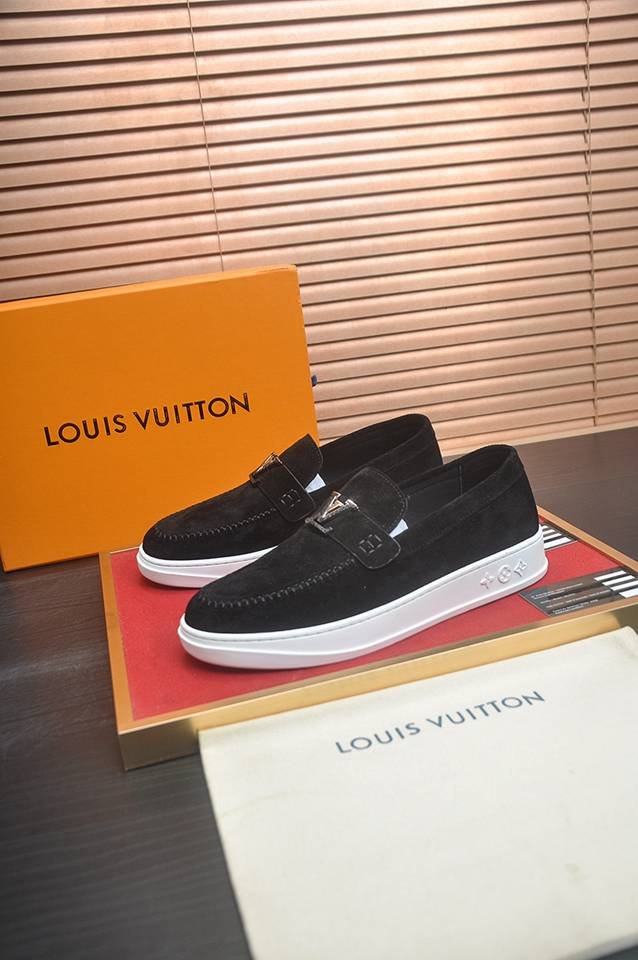 Louis Vuitton LV Sneakers Colorway 2 1133300-2
