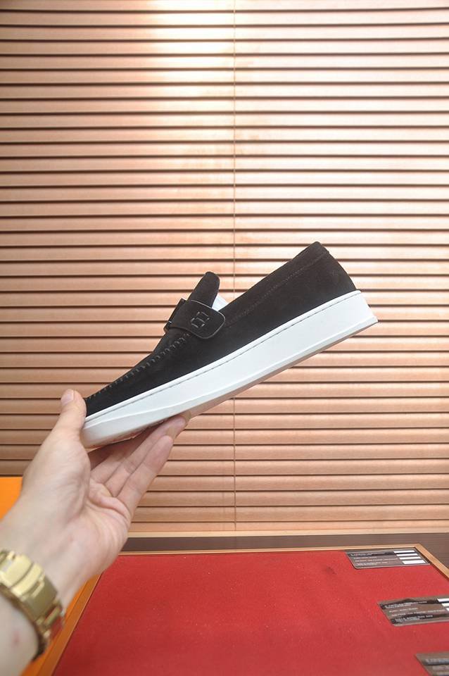 Louis Vuitton LV Sneakers Colorway 2 1133300-2