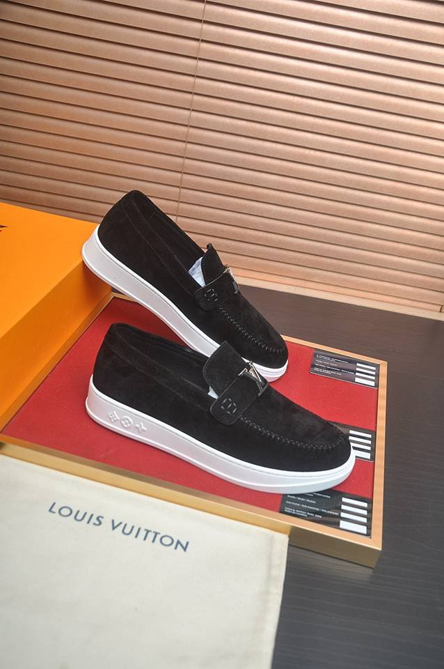Louis Vuitton LV Sneakers Colorway 2 1133300-2