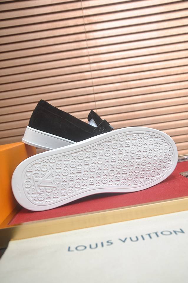 Louis Vuitton LV Sneakers Colorway 2 1133300-2