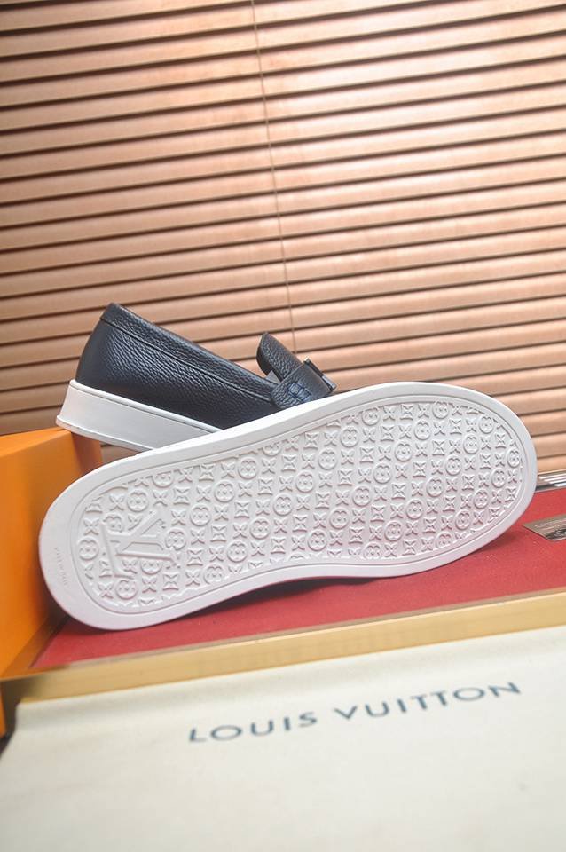 Louis Vuitton LV Sneakers Colorway 1 1133300-1