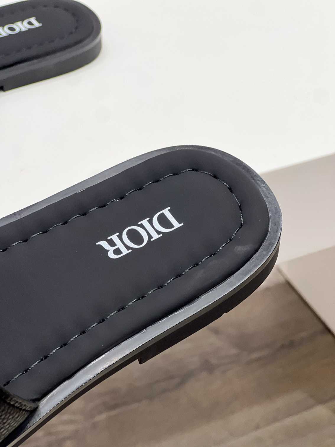 Men’s Sandals & Slides Men’s DIOR Size39-45 Slides Colorway 11 1628190-11