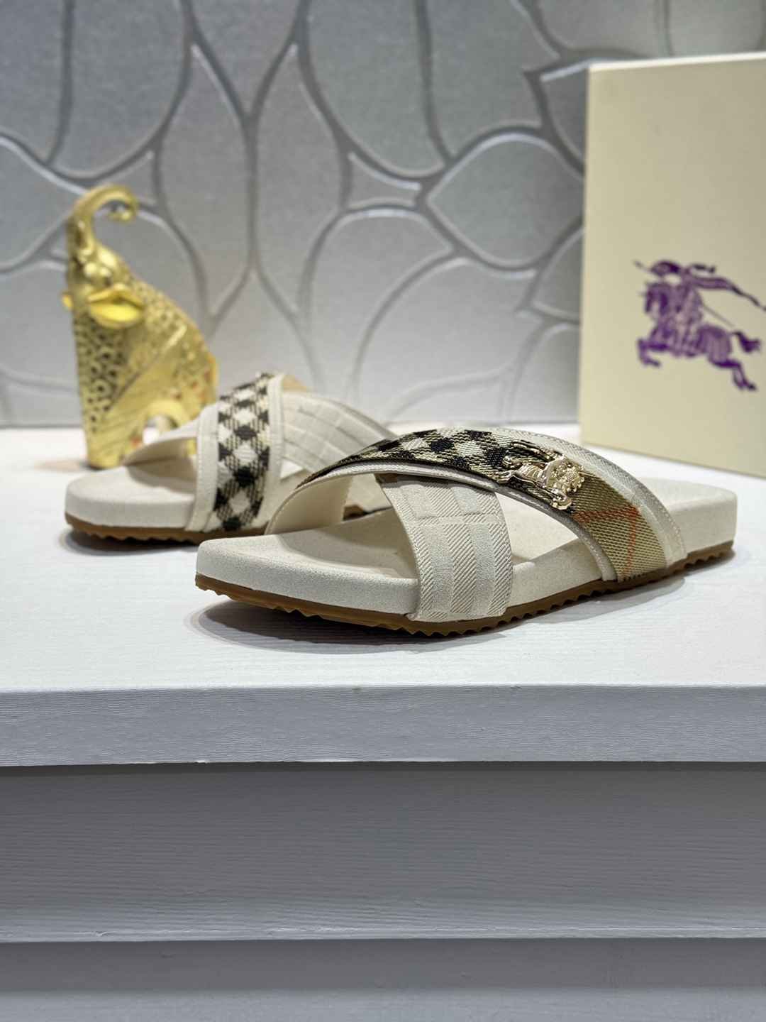 Burberry XM Slides Colorway 7 1720200-7