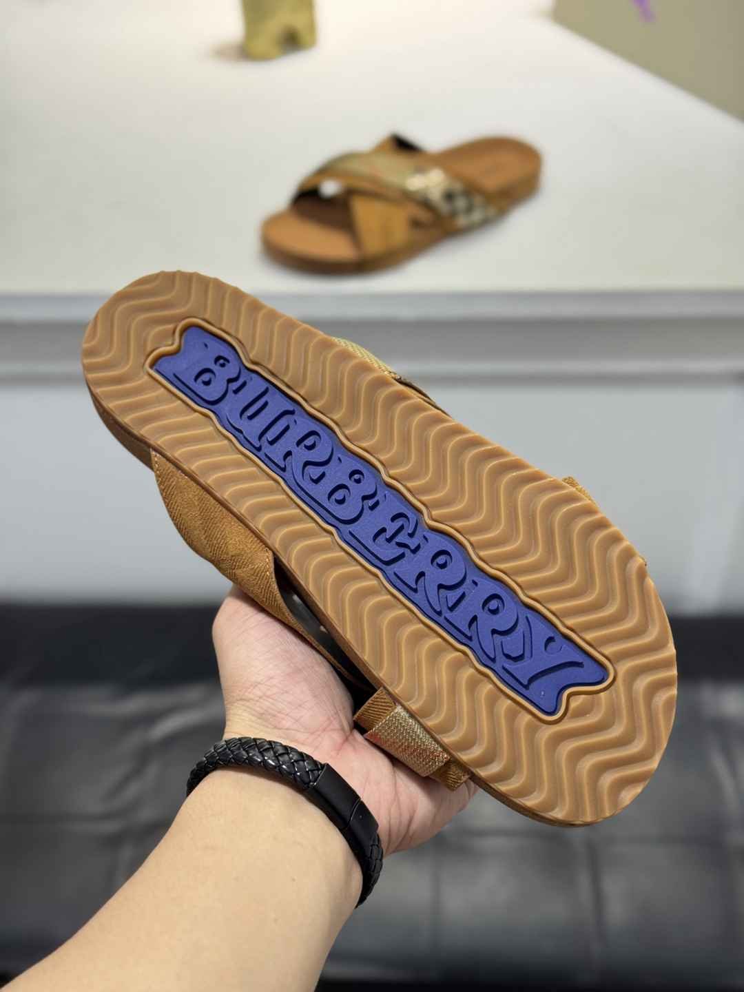 Burberry XM Slides Colorway 5 1720200-5