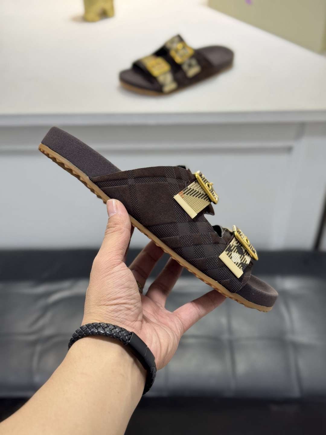 Burberry XM Slides Colorway 3 1720200-3