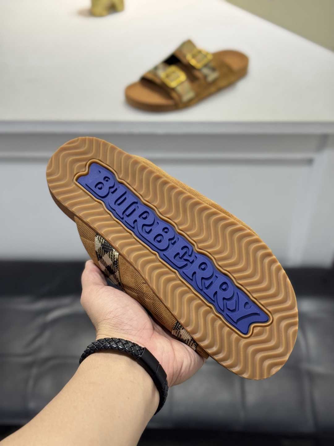 Burberry BURBERR XM Slides 1720200