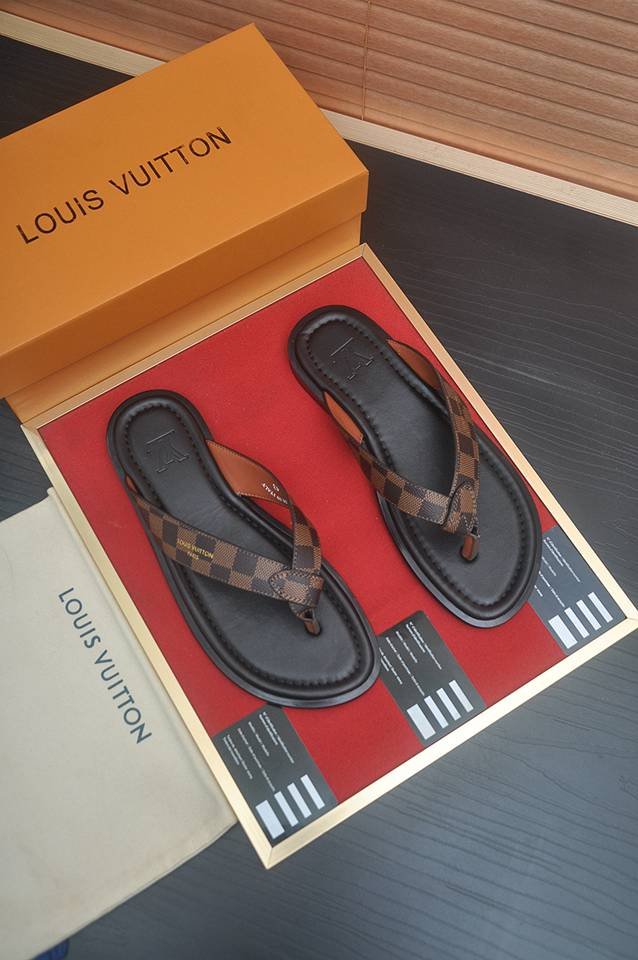 Louis Vuitton Men’s Lv Slides Colorway 3 1133160-3