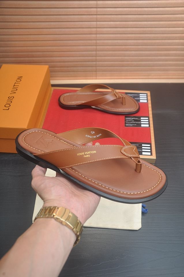 Louis Vuitton Men’s Lv Slides Colorway 1 1133160-1