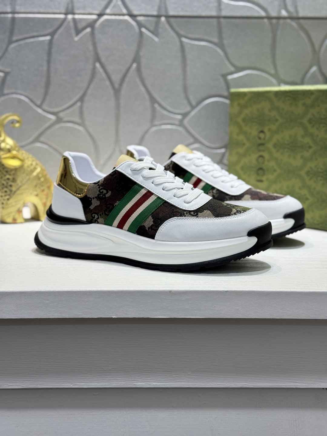 Gucci Men's GUCC RX Sneakers Colorway 5 1720240-5