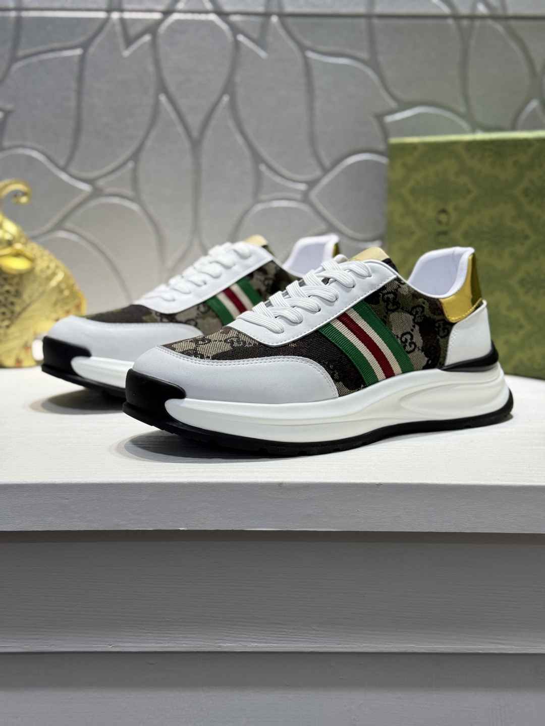 Gucci Men’s GUCC RX Sneakers Colorway 5 1720240-5