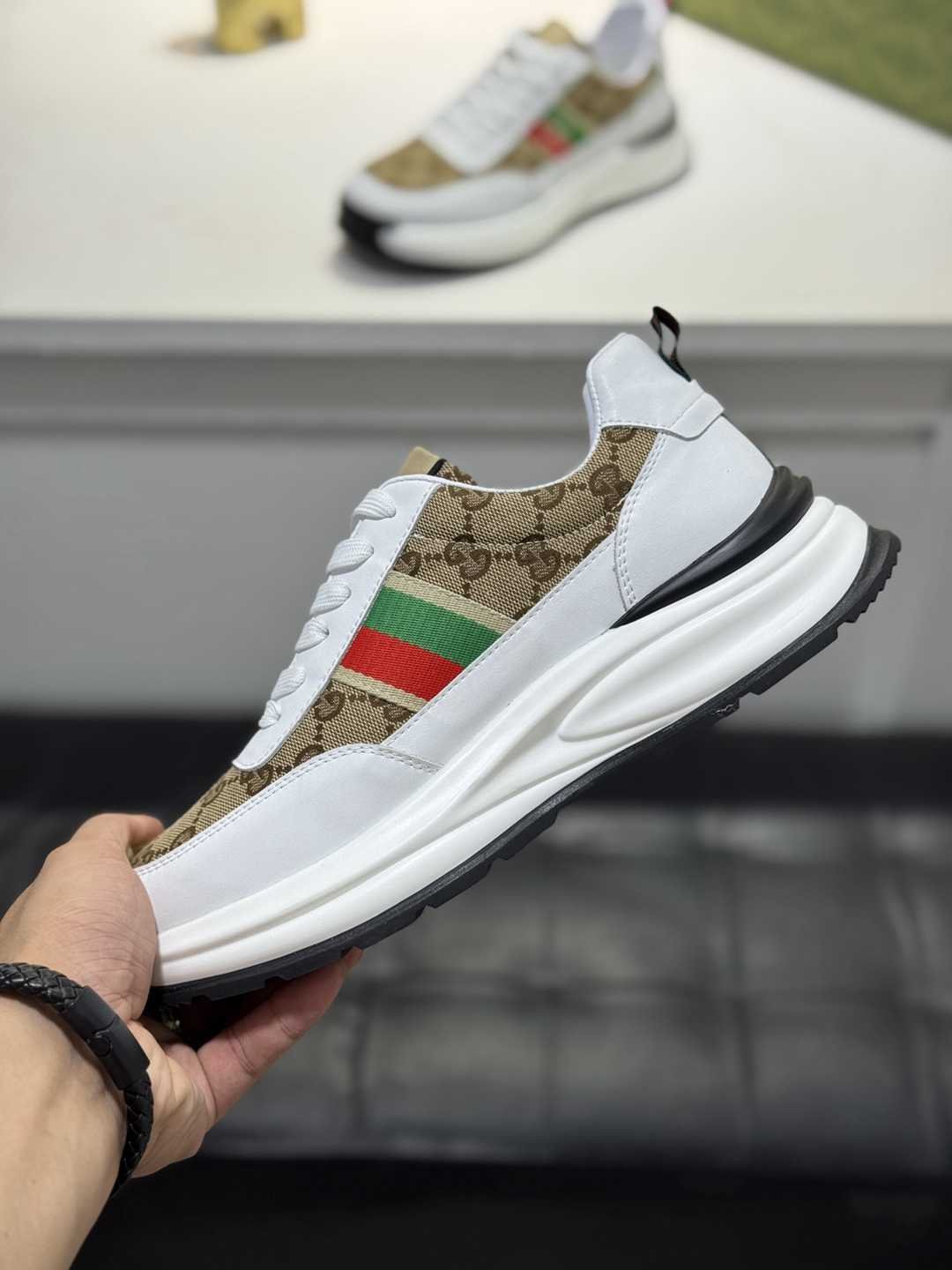Gucci Men’s GUCC RX Sneakers Colorway 3 1720240-3