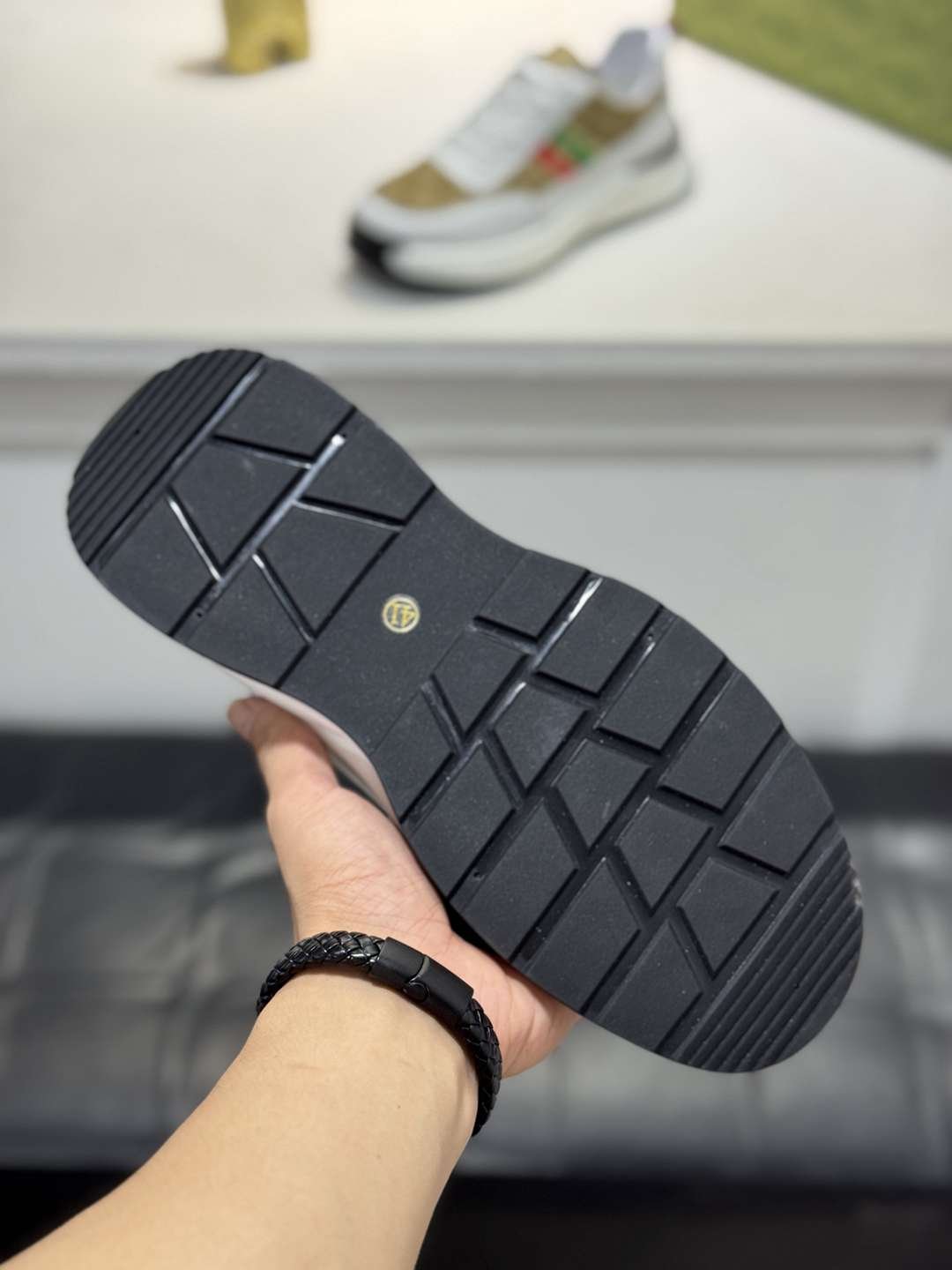 Gucci Men’s GUCC RX Sneakers Colorway 3 1720240-3