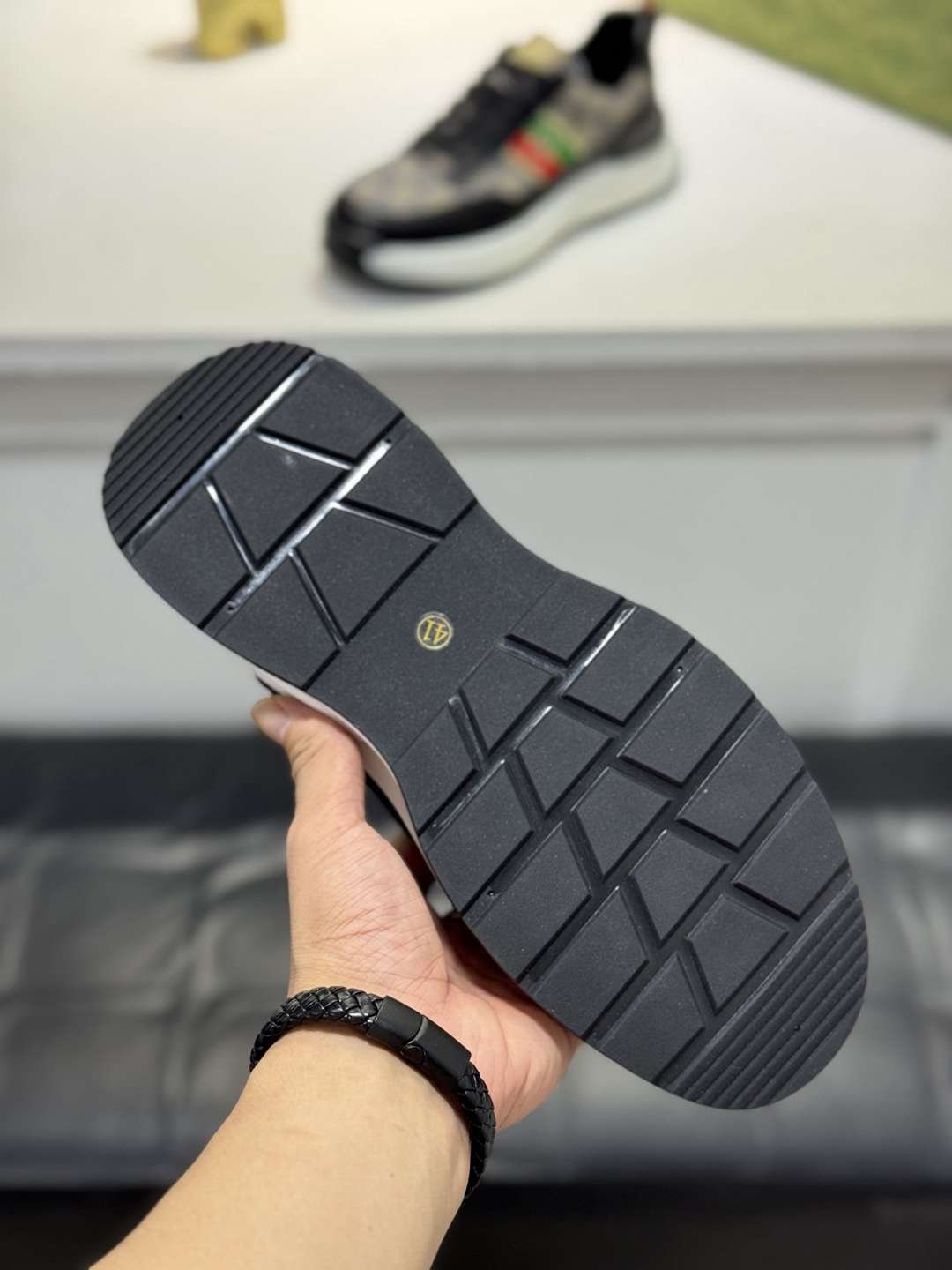 Gucci Men’s GUCC RX Sneakers Colorway 2 1720240-2