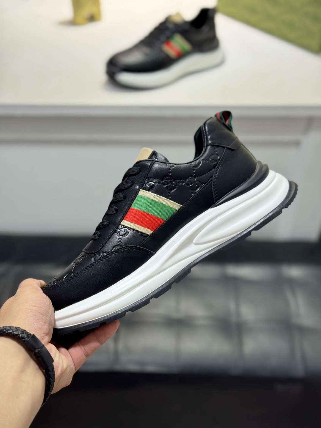 Gucci Men’s GUCC RX Sneakers Colorway 1 1720240-1