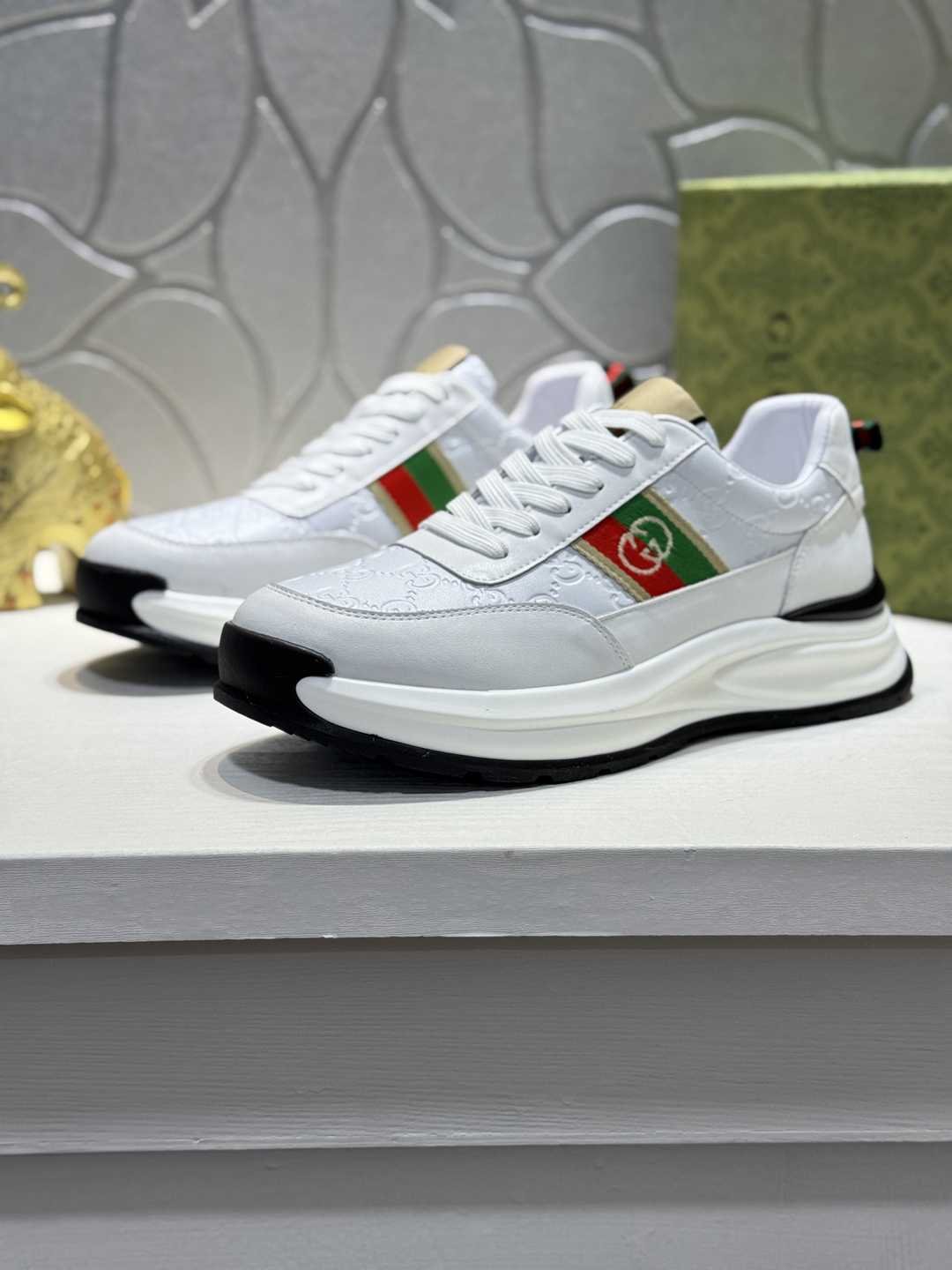 Gucci Men’s GUCC RX Sneakers 1720240
