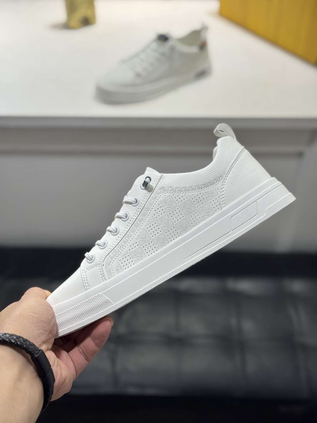 Fendi Men’s MC Sneakers 1720210