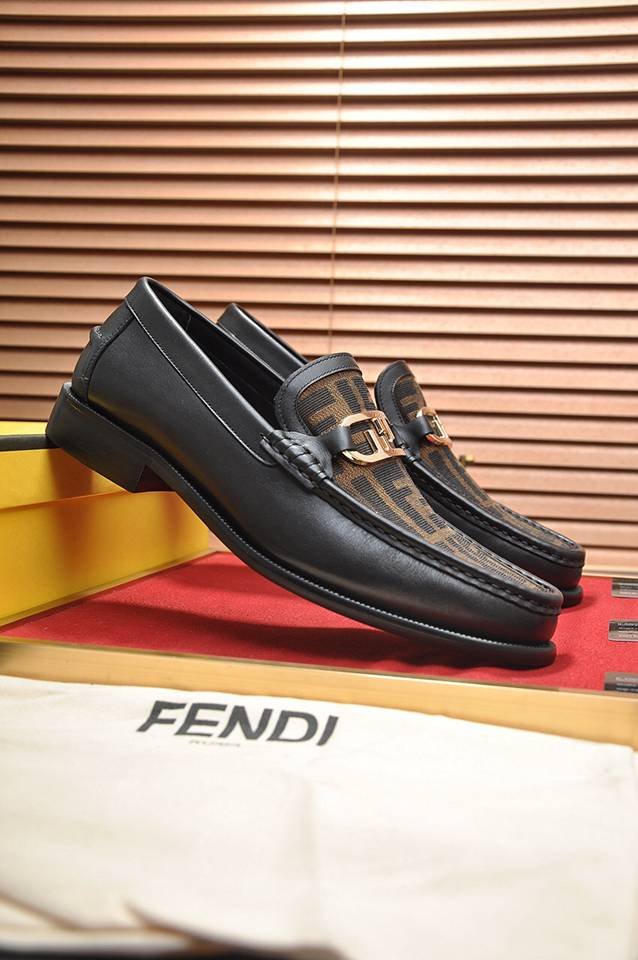 Fendi Men’s Leather Sneakers Colorway 4 1133300-4