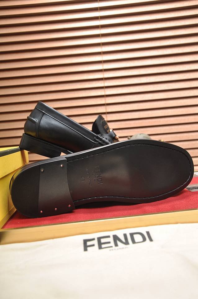 Fendi Men’s Leather Sneakers Colorway 4 1133300-4