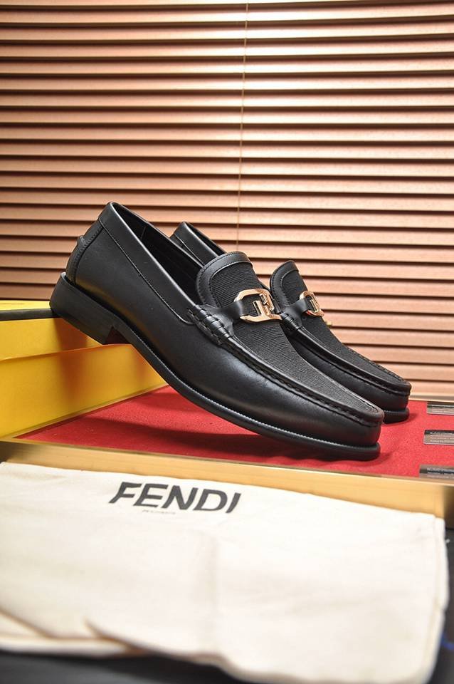 Fendi Men’s Leather Sneakers Colorway 3 1133300-3