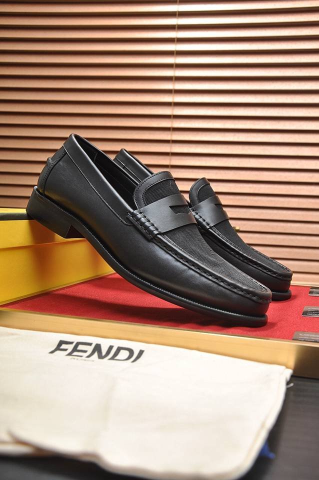 Fendi Men’s Leather Sneakers Colorway 2 1133300-2