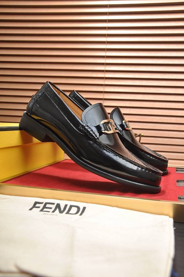 Fendi Men’s Leather Sneakers Colorway 1 1133300-1