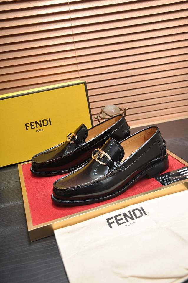 Fendi Men’s Leather Sneakers Colorway 1 1133300-1