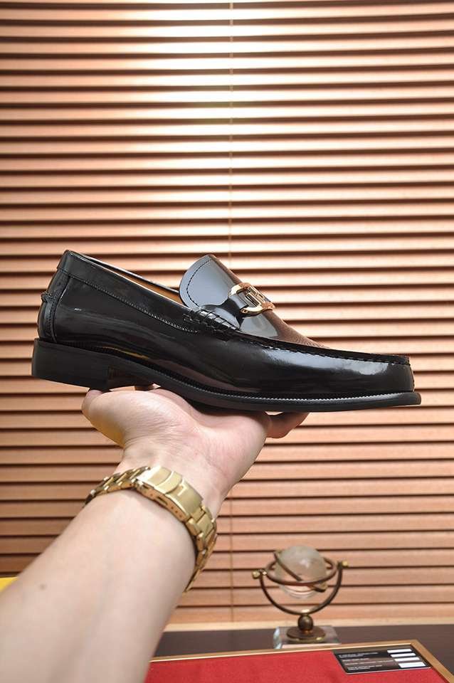 Fendi Men’s Leather Sneakers Colorway 1 1133300-1