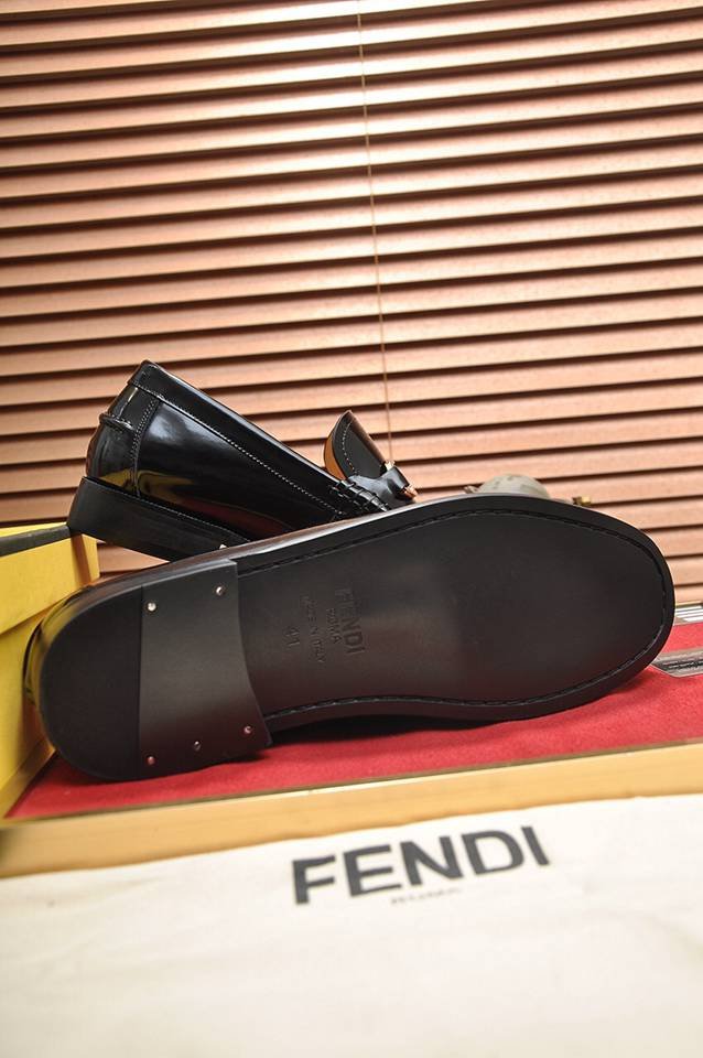 Fendi Men’s Leather Sneakers Colorway 1 1133300-1