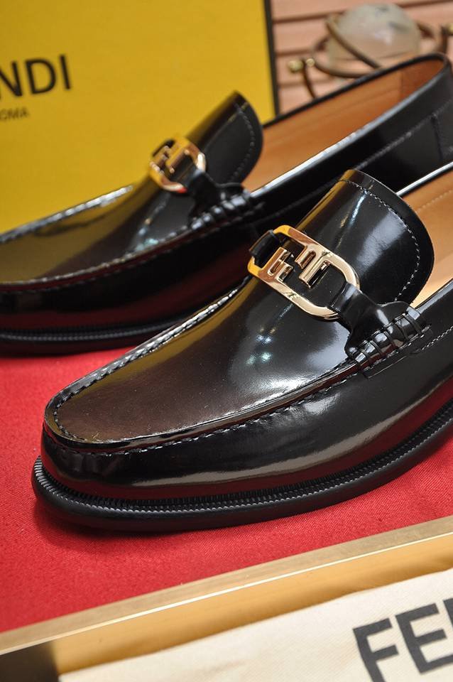 Fendi Men’s Leather Sneakers Colorway 1 1133300-1